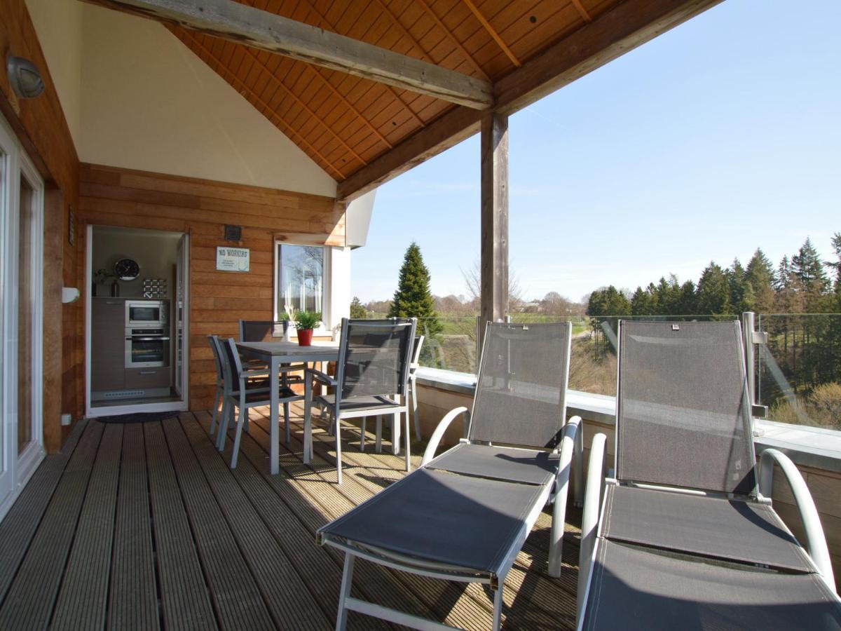 Apartment Luxury With Sauna Over A Robertville