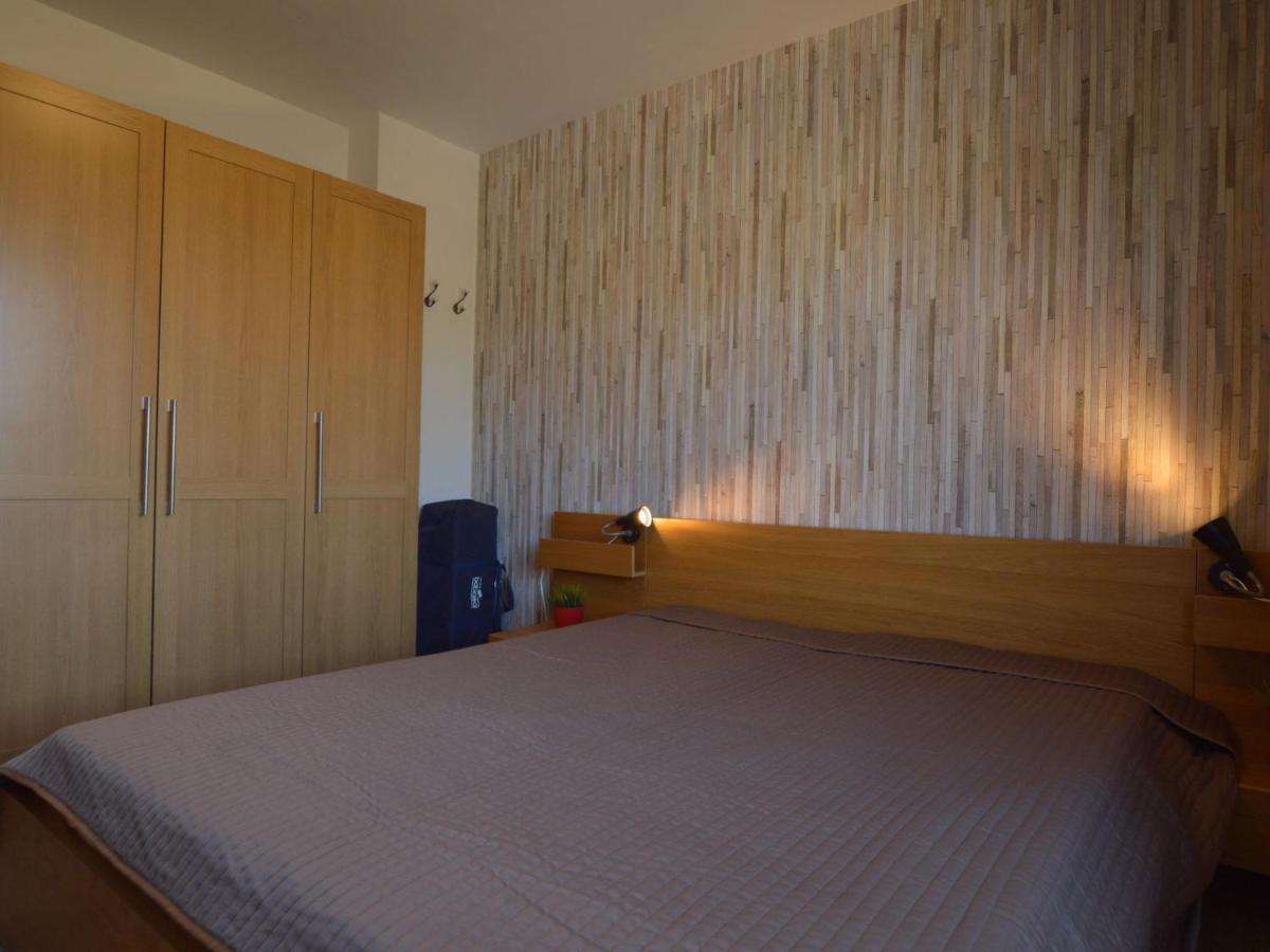 Apartment Luxury With Sauna Over A Robertville